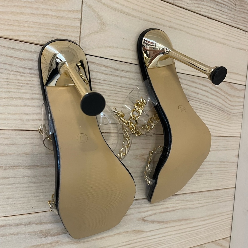 Elegant Black and Gold Chain Strap Heels - Picture 3 of 7